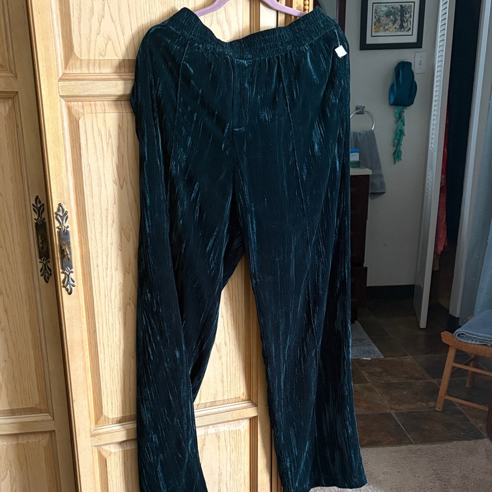 12 1/2 rise length 42 size large to xlarge belt forest green